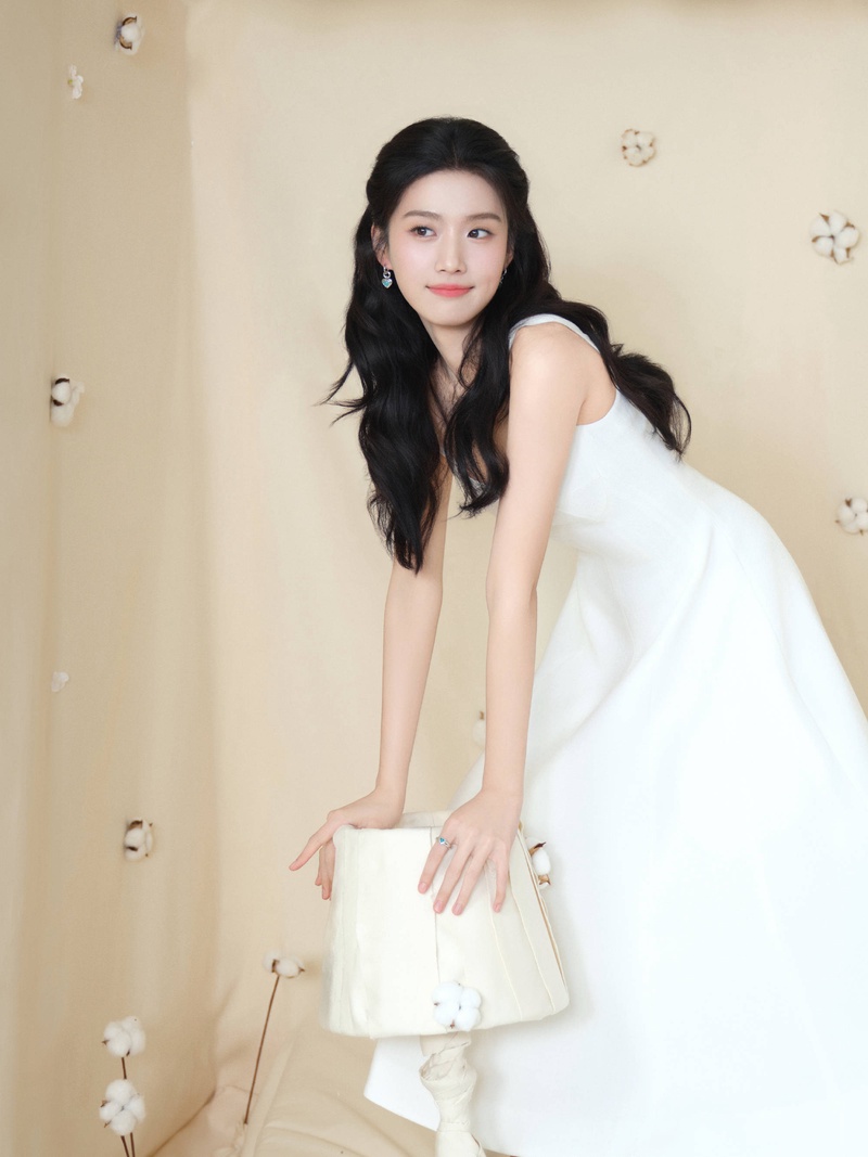 卢昱晓